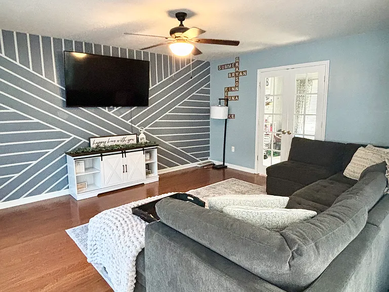 499 Dinali Dr — Photo 4
