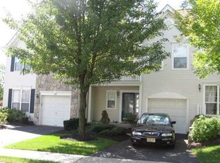 16 Mayflower Dr, Basking Ridge, NJ 07920
