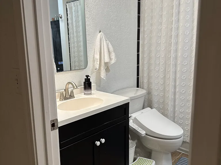 1850 Grant Ave S #E2 — Photo 10