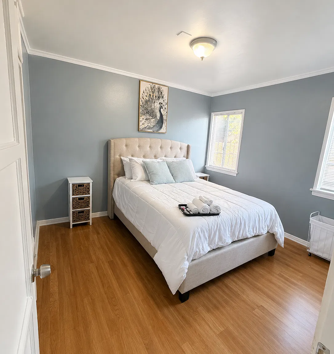 1 bed, 900 sqft, $2,100 — Photo 2