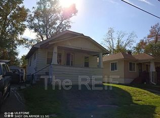 1023 Barrie Ave, Flint, MI 48507