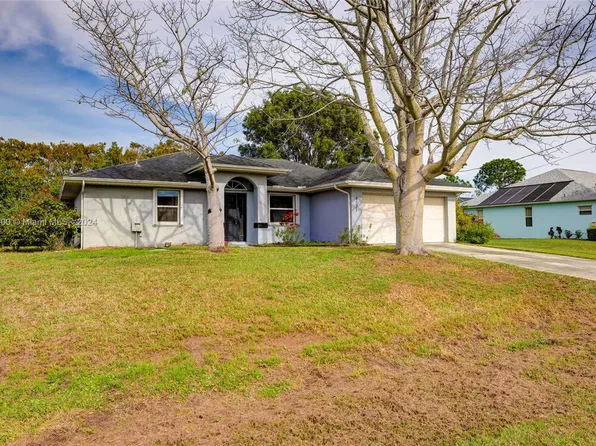 6521 NW Molton Cir, Port Saint Lucie, FL 34983