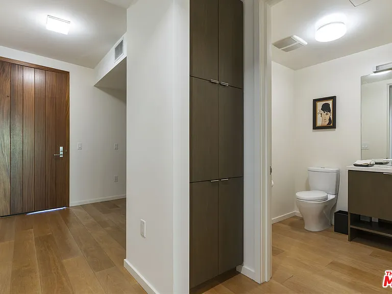 1705 Ocean Ave #212 — Photo 4