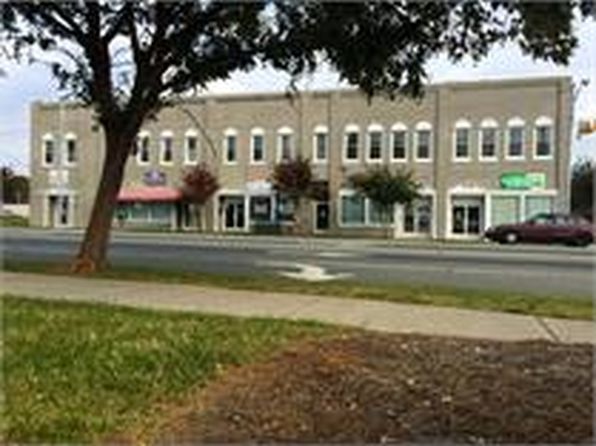 134 S Main St