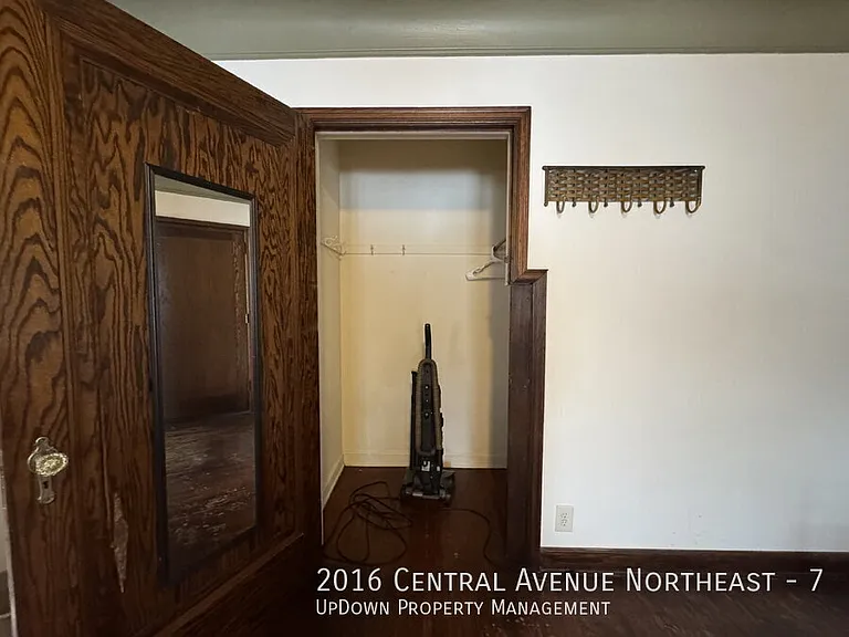 2016 Central Ave NE #7 — Photo 4