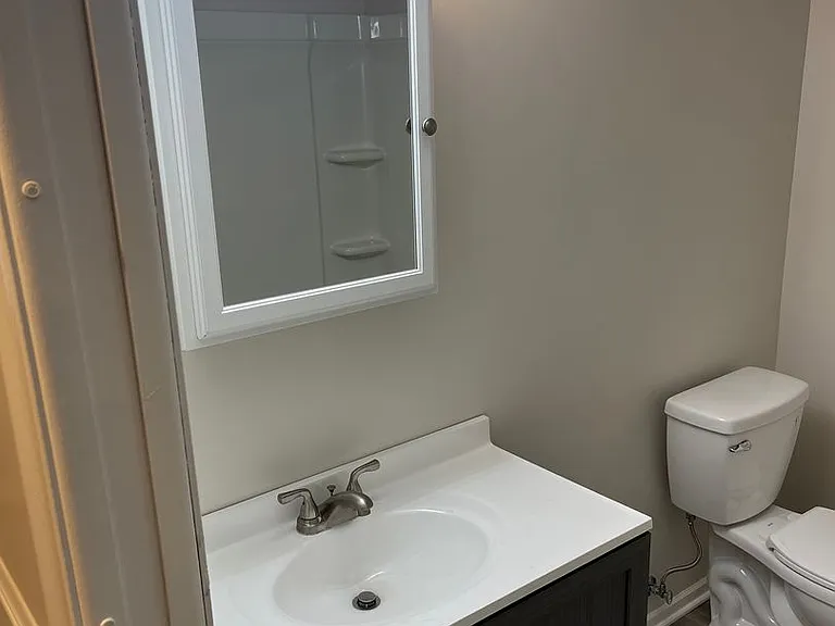 22621 Camber Ave — Photo 12