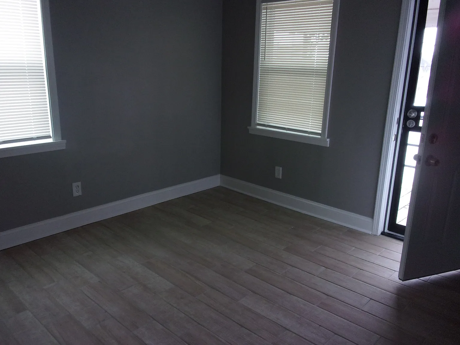 24 West Colorado — Photo 2