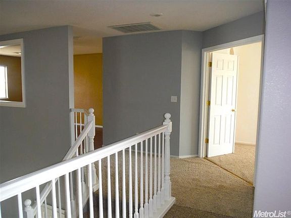 2nd image of 4528 Eiffel Dr