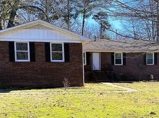 298 Woodland Ter, Calhoun, GA 30701