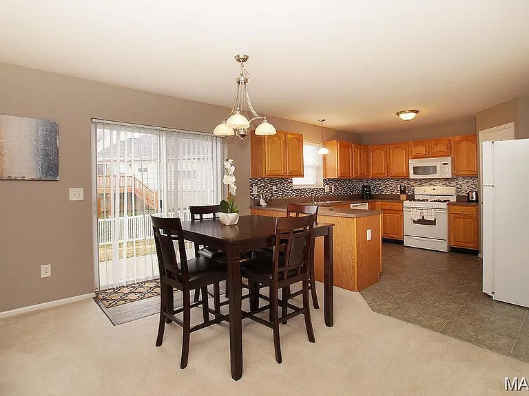 210 Stone Run Blvd — Photo 5