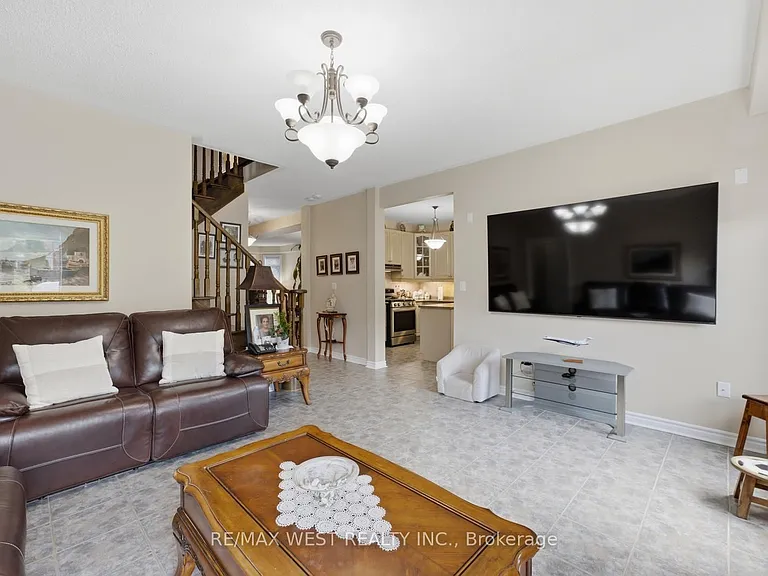 26 Magpie Cres — Photo 12