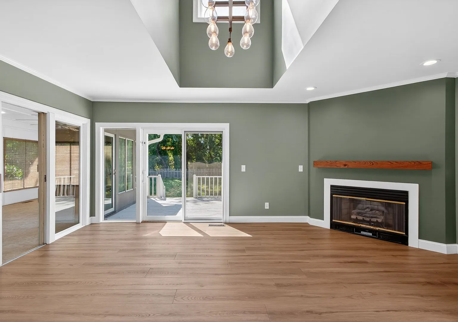 Year-Round Rental - Unfurnished - Single-Family Home In Plantations — Photo 4