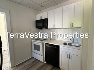 143 S 2nd St APT 2, Millville, NJ 08332