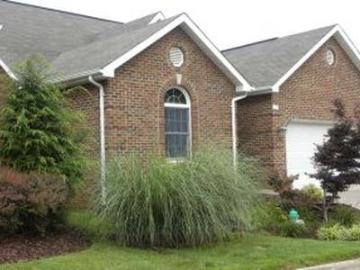 17 Oak Leaf Ct, Johnson City, TN, 37601