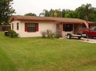 2165 E Gardenia Cir, North Fort Myers, FL 33917