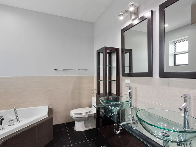 1412 W Morse Ave — Photo 32