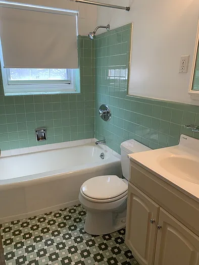 6 Harris Cir #3 — Photo 4
