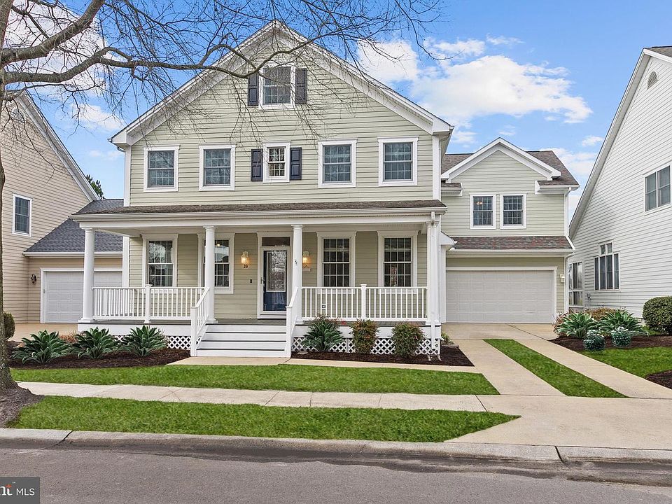 1st image of 30 Willow Oak Ave