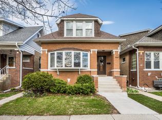 (Undisclosed Address), Chicago, IL