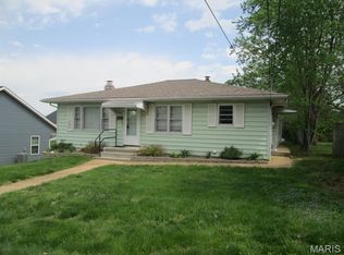 410 S Oak St, Union, MO 63084