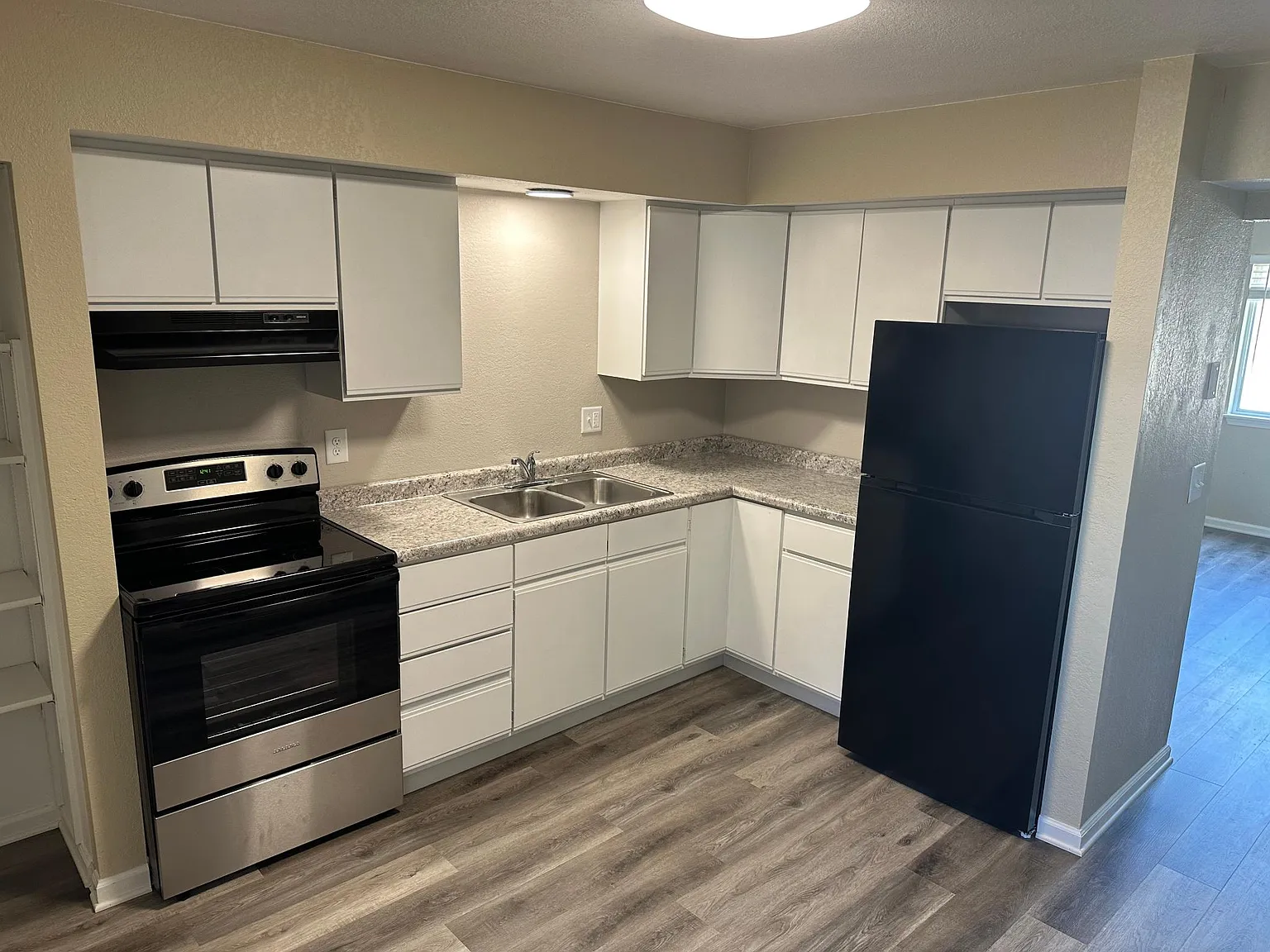 101 N Mason Street — Photo 2
