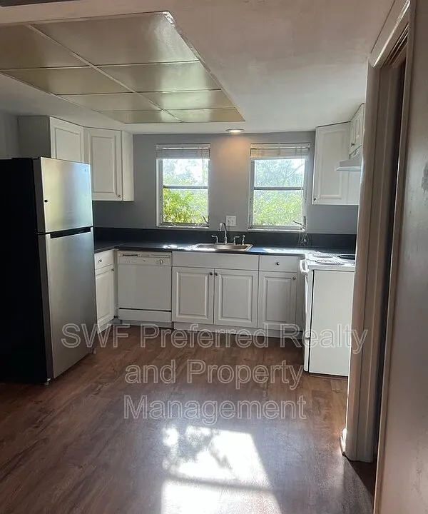 4341 Country Club Blvd #1