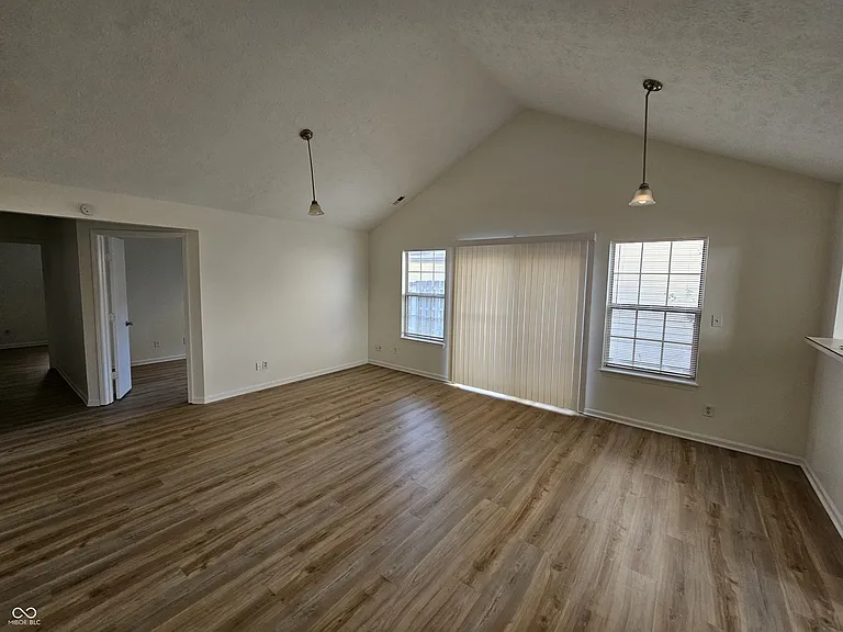 4967 Peony Pl — Photo 4