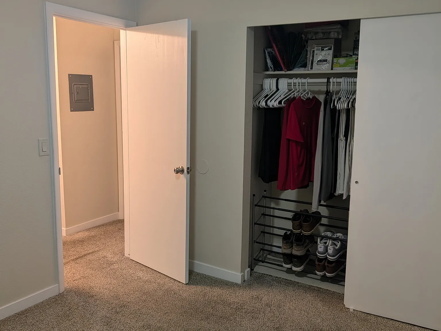 2 bed, 850 sqft, $2,000 — Photo 4