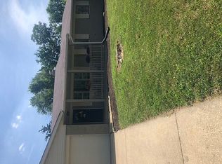 1205 N Roseway Dr, Indianapolis, IN 46219