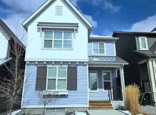 634 S 148th Ave NW, Calgary, AB T3P1M8