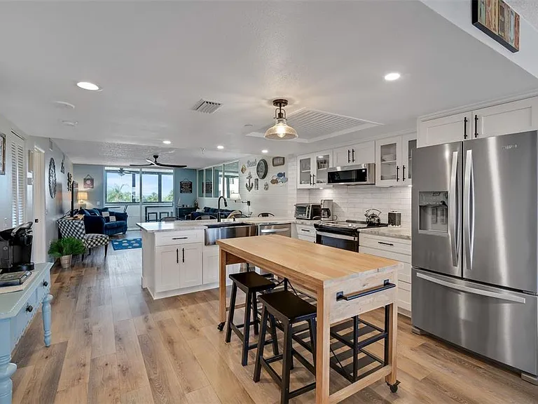 6035 Sea Ranch Dr #215 — Photo 5
