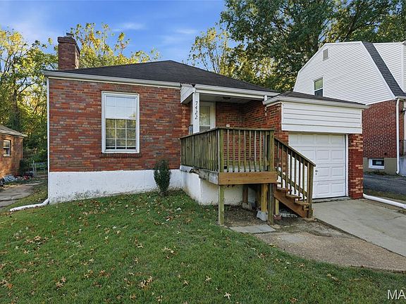 2nd image of 7422 Leadale Dr