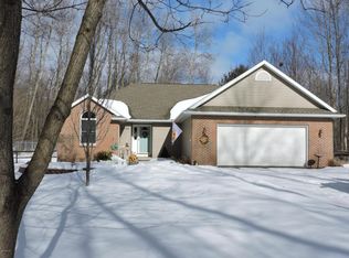 11130 Heather Ln, Stanwood, MI 49346