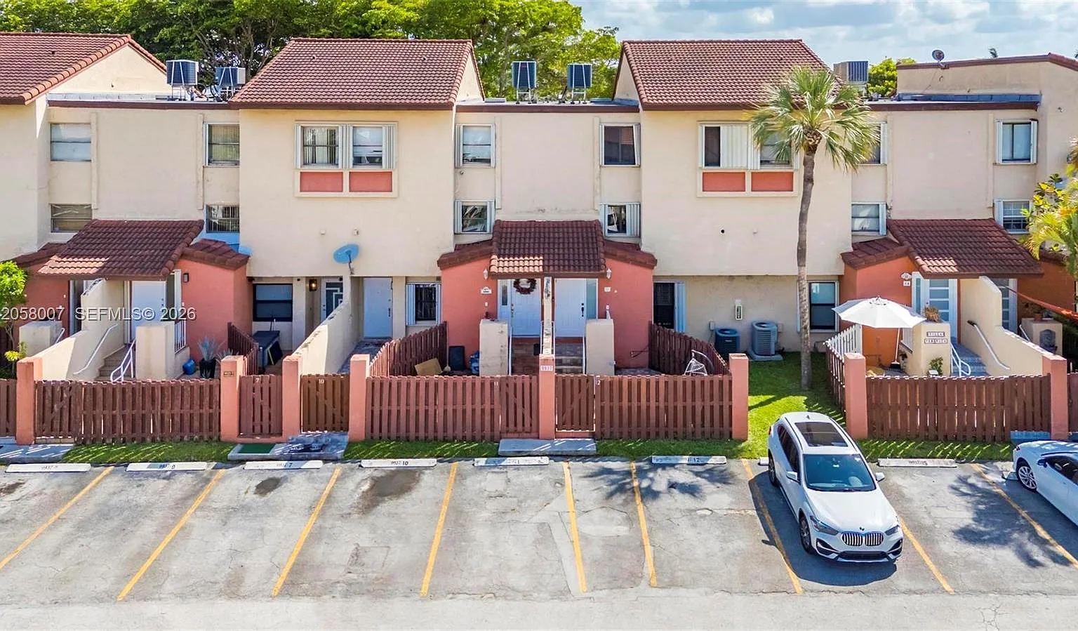 3 bed, 2.0 bath, 1536 sqft, $3,300 — Photo 1