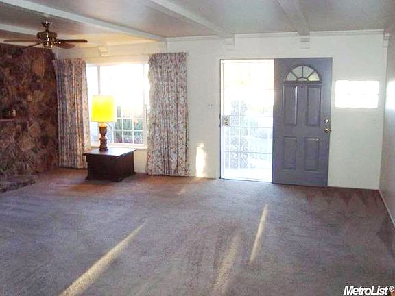 Living Room/Front Door