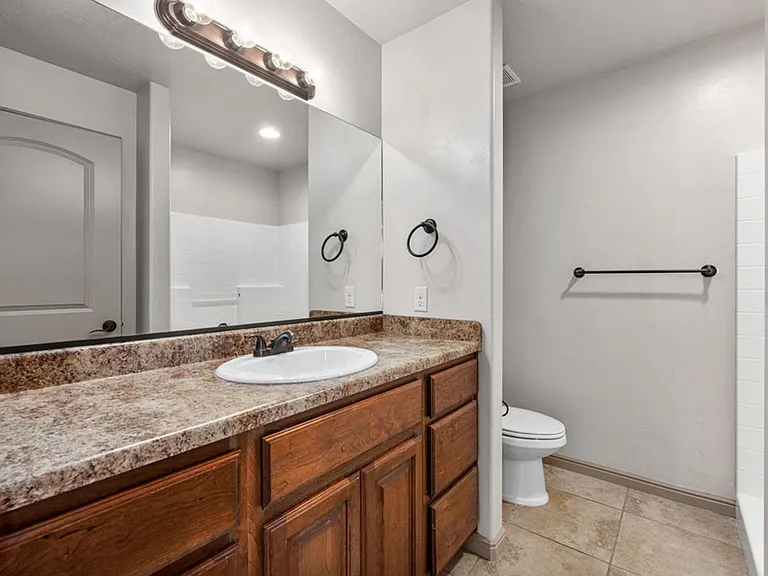290 W Buena Vista Blvd #13 — Photo 13