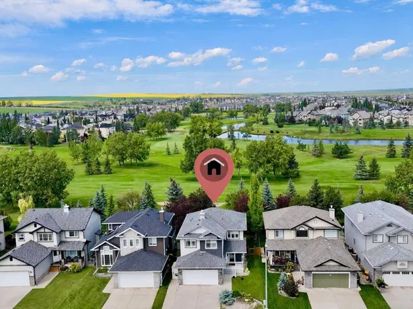 276 SW Fairways Bay NW, Airdrie, AB T4B 2P5