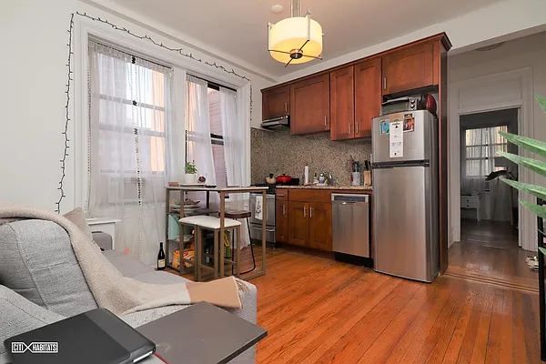 Rented by Citi Habitats | media 33