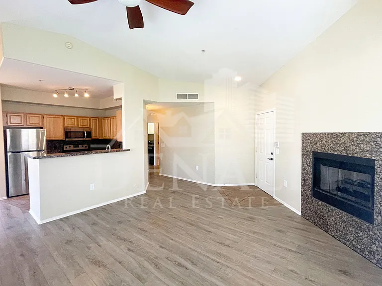 2929 W Yorkshire Dr #1019 — Photo 6