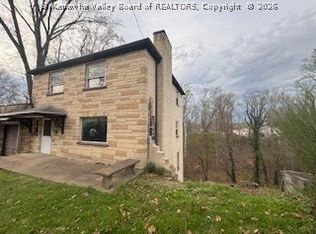 1626 King St, South Charleston, WV 25303