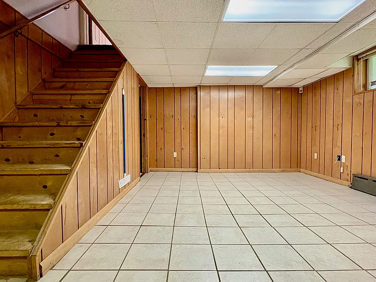 6345 Morrowfield Ave — Photo 56