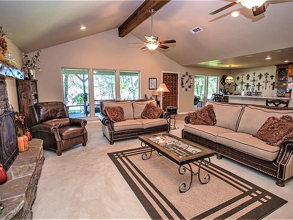 5th image of 1214 Kiowa Dr W