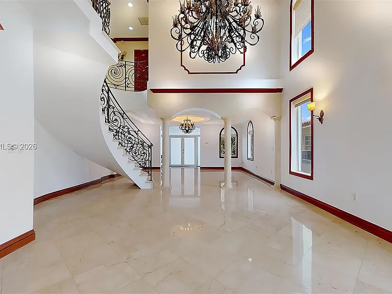 1131 Stillwater Dr — Photo 17