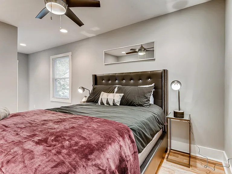 1089 McDaniel St SW — Photo 20