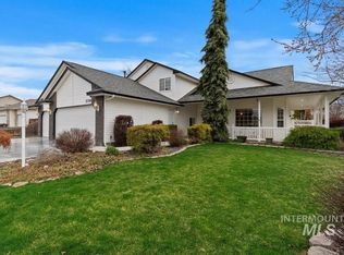 2718 S Spring Bar Way, Meridian, ID 83642