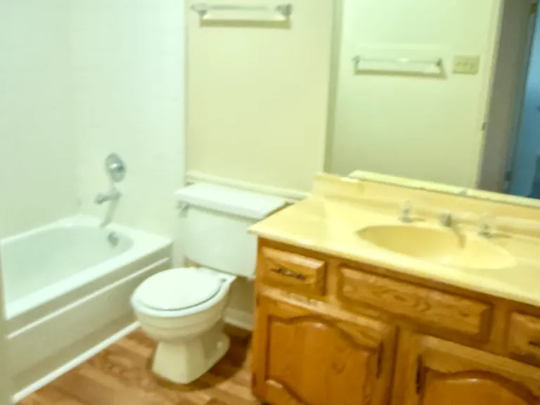 12922 Chandler Dr — Photo 14
