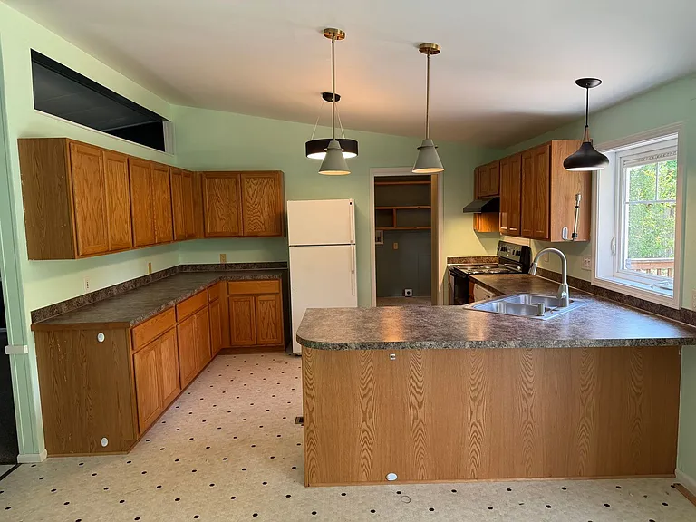 192 Deadmond Ferry Rd — Photo 8