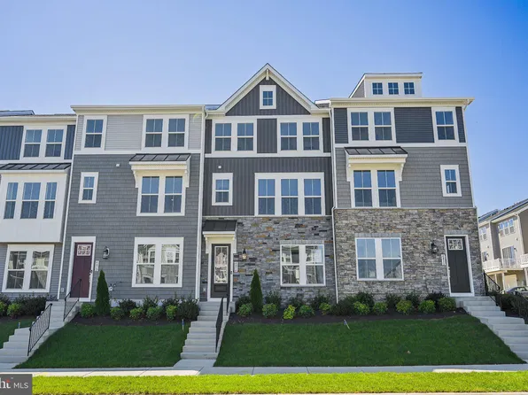 4814 Jackson Village Pkwy, Fredericksburg, VA 22407