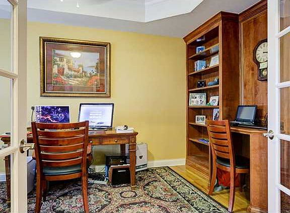5th image of 2651 Bayshore Ct