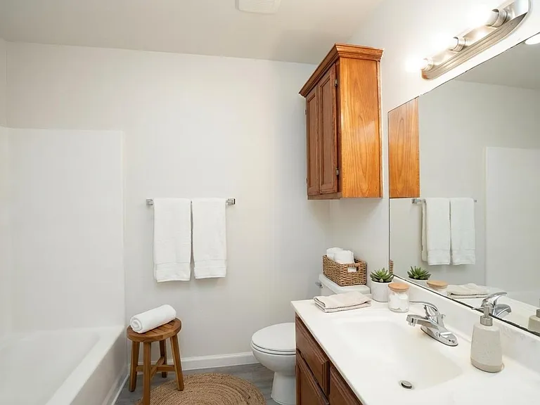 418 Gastel Circle — Photo 8